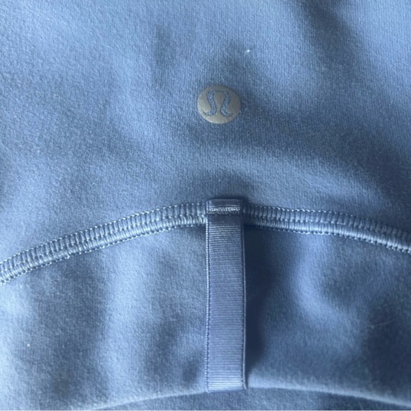 Lululemon blue define jacket in Water Drop, size 6 - Picture 5 of 10